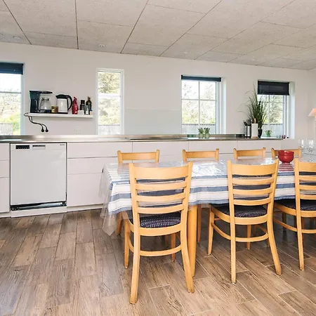 Two-bedroom In 6 * Lokken